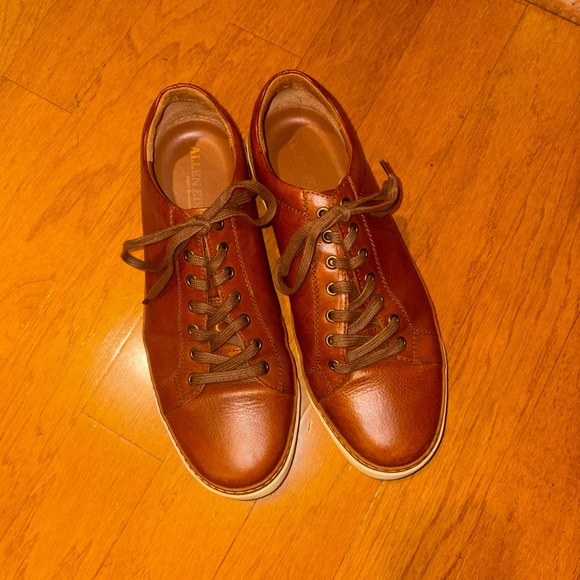 Allen Edmonds Other - Allen Edmonds Tan Leather Sneakers with Fly Foam Inserts Made in Portugal